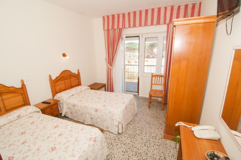 Hotel Costa De Ajo Zimmer foto